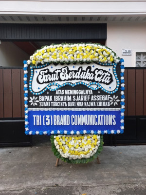 Papan Bunga Duka di Silinda